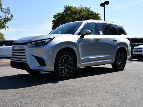 New 2026 Lexus TX 350 AWD image 3