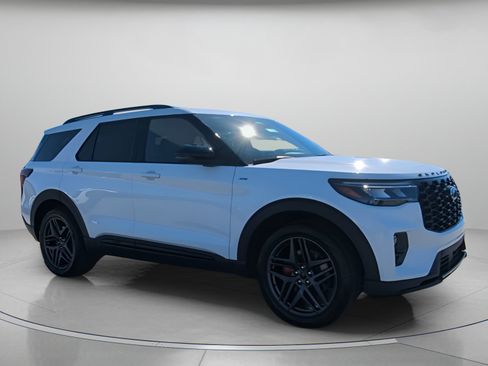 New 2026 Ford Explorer ST-Line w/ ST-Line Street Pack image 36