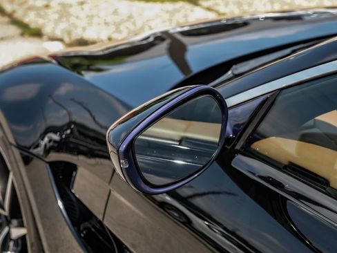 Used 2020 Aston Martin V8 Vantage Coupe RWD image 33