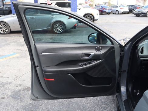 Used 2022 Hyundai Sonata SEL FWD image 11