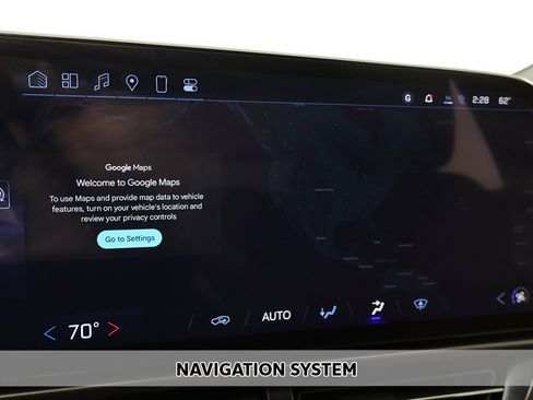 Used 2025 Chevrolet Equinox EV LT image 3