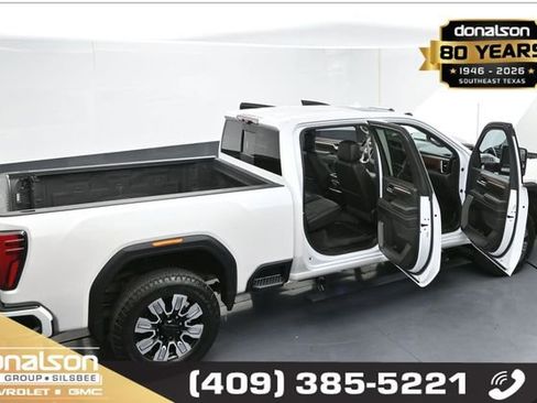 Used 2024 GMC Sierra 2500 Denali w/ Denali Reserve Package AWD/4WD image 24