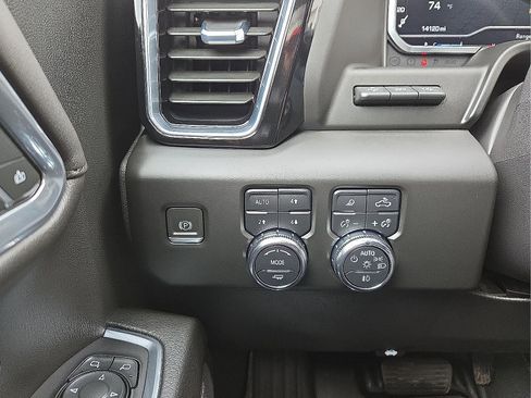 Used 2023 GMC Sierra 1500 Denali w/ Denali Reserve Package image 22