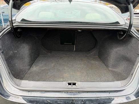 Used 2015 Chrysler 200 C w/ Navigation & Sound Group I image 15