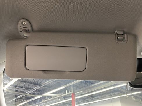 Used 2024 Toyota Sienna XLE image 36