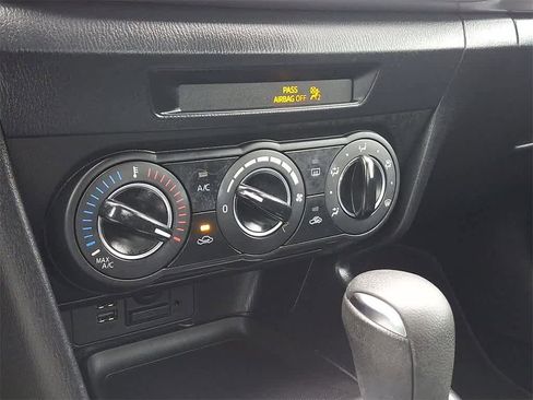 Used 2017 MAZDA MAZDA3 Sport w/ Preferred Equipment Package image 19