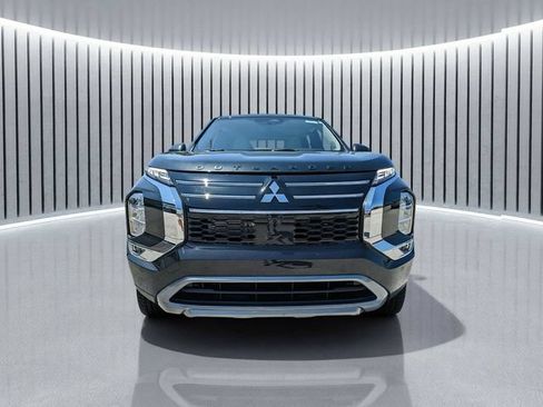New 2026 Mitsubishi Outlander SE FWD image 9