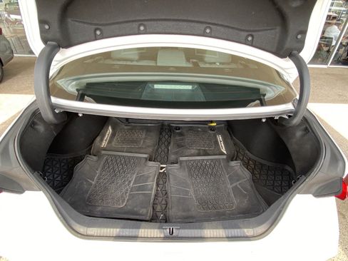 Used 2019 Toyota Avalon XSE w/ All Weather Liner Package FWD image 47