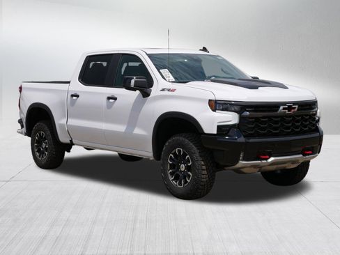 New 2026 Chevrolet Silverado 1500 ZR2 w/ LPO, Dark Essentials Package AWD/4WD image 7