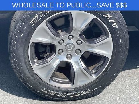 Used 2022 RAM 1500 Laramie w/ Off Road Group AWD/4WD image 8