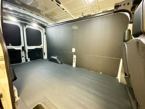 New 2026 Ford Transit 250 T-250 148  MED RF 9150 GV w/ Load Area Protection Package image 22