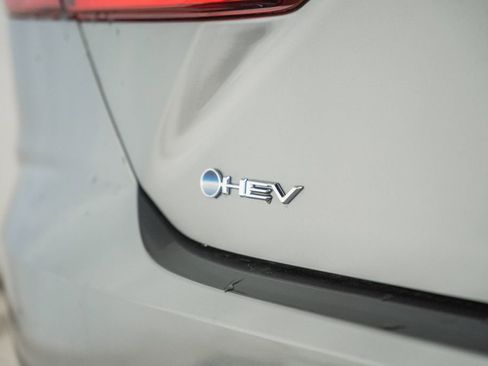 New 2026 Toyota Camry SE FWD image 8