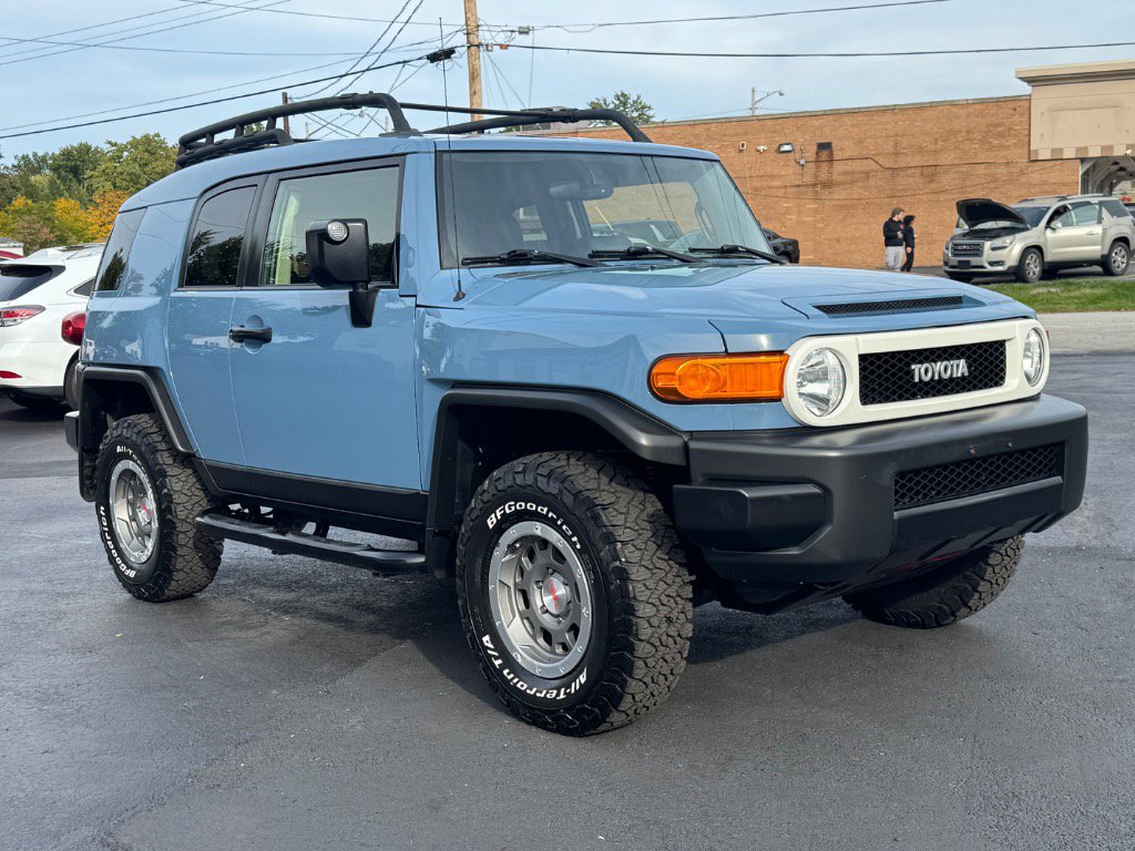 Used 2014 Toyota FJ Cruiser 4WD w/ Trail Teams Ultimate Edition image 5
