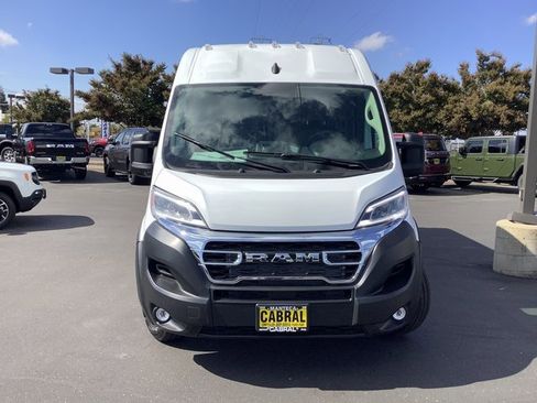 New 2026 RAM ProMaster 2500 w/ Quick Order Package 22G SLT image 4