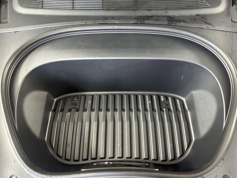 Used 2025 Tesla Model 3 Long Range image 32