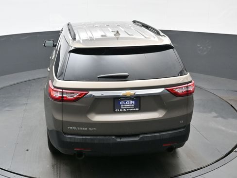 Used 2020 Chevrolet Traverse LT image 37