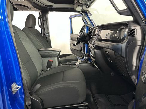 Used 2021 Jeep Wrangler Unlimited Sport image 26