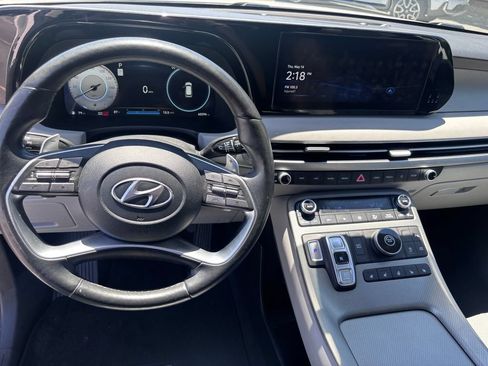 Used 2023 Hyundai Palisade SEL w/ Premium Package FWD image 18