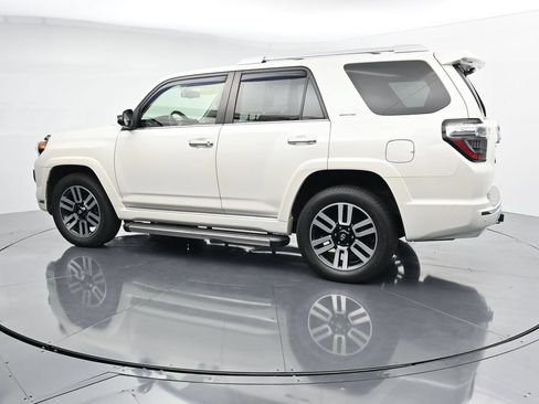 Used 2017 Toyota 4Runner Limited AWD/4WD image 5