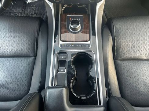 Used 2017 Jaguar XE First Edition image 26