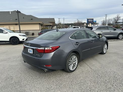 Used 2013 Lexus ES 350 w/ Luxury Pkg image 23