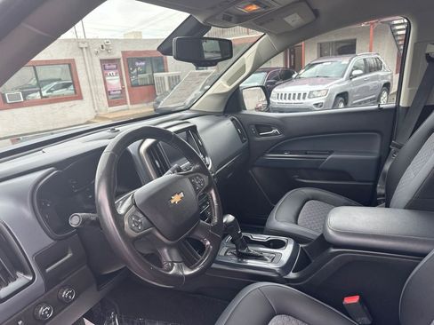 Used 2017 Chevrolet Colorado Z71 image 35