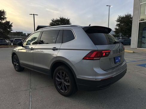 Used 2023 Volkswagen Tiguan SE FWD image 7