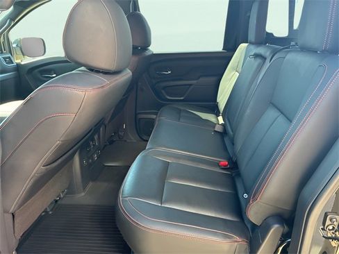 Used 2024 Nissan Titan PRO-4X w/ Pro-4x Convenience Package image 15