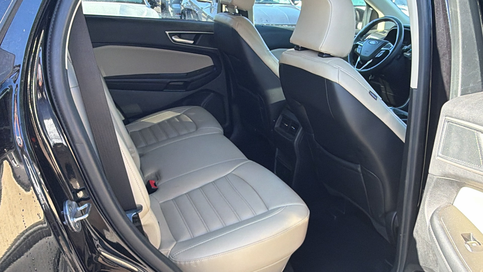 Used 2024 Ford Edge SEL AWD/4WD image 21