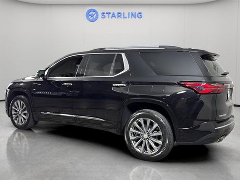 Used 2023 Chevrolet Traverse Premier image 4