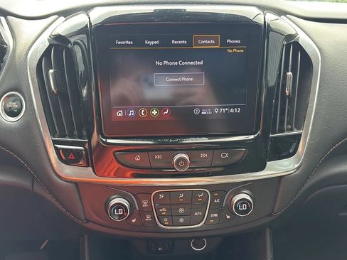 Used 2020 Chevrolet Traverse LT AWD/4WD image 26