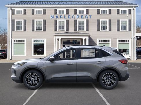 New 2025 Ford Escape SE image 3