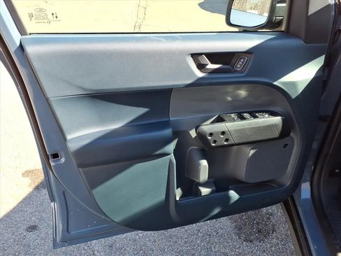 New 2026 Ford Maverick Lariat w/ Black Appearance Package image 16