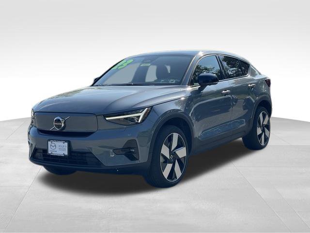 Used 2023 Volvo C40 P8 Recharge Ultimate AWD/4WD image 2