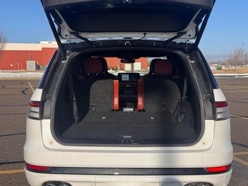 Used 2025 Lincoln Aviator Reserve w/ Equipment Group 201A image 36