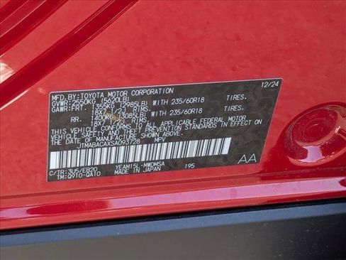 Used 2025 Toyota bZ4X AWD image 25