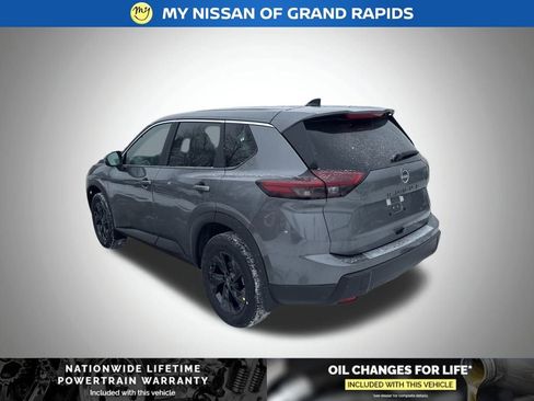 New 2026 Nissan Rogue SV w/ Cold Weather Package image 5