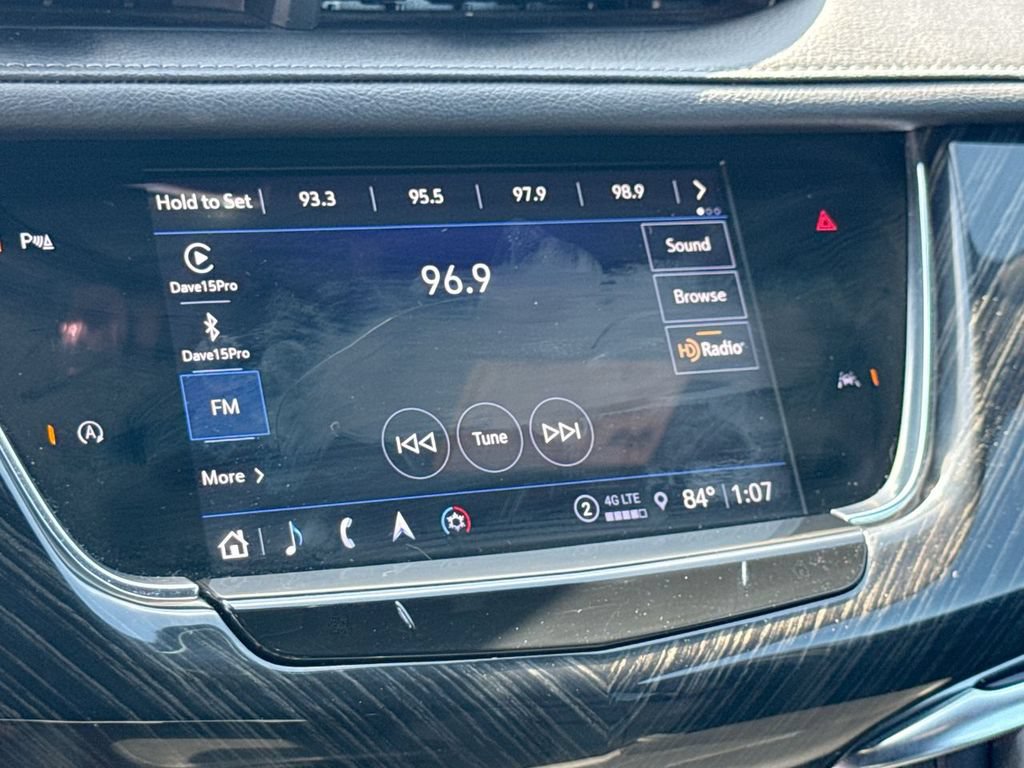 Used 2022 Cadillac XT6 Premium Luxury AWD/4WD image 29