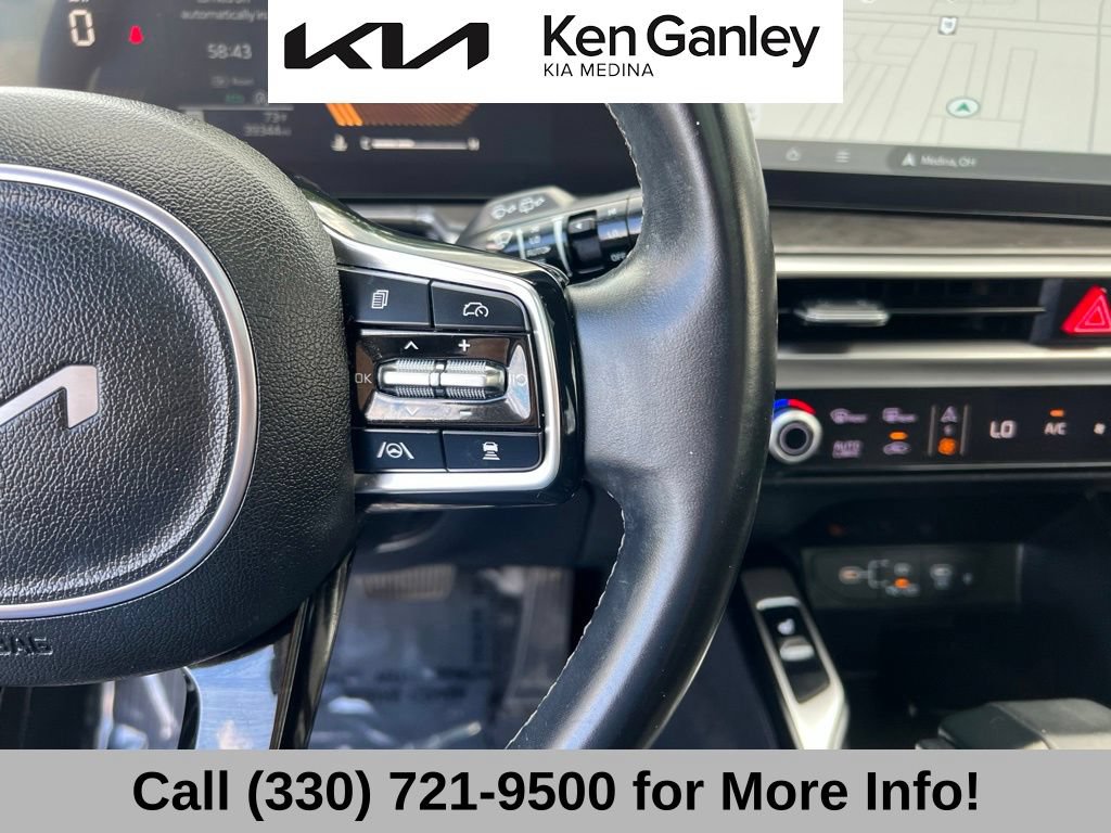 Certified 2024 Kia Sorento X-Line EX AWD/4WD image 30