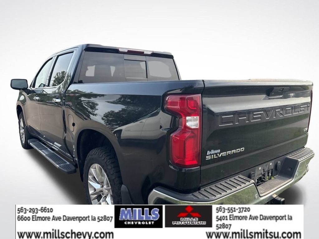 Used 2022 Chevrolet Silverado 1500 LTZ AWD/4WD image 4