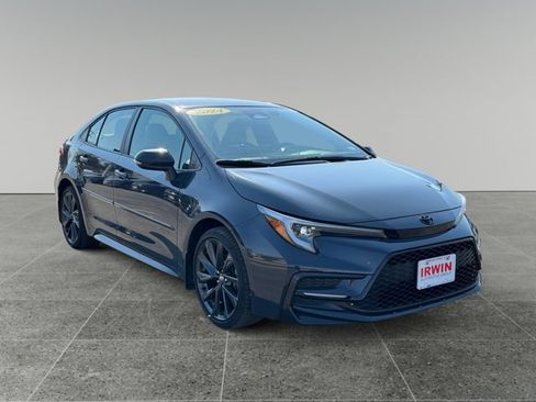 Used 2024 Toyota Corolla SE image 7