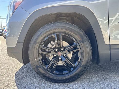 Used 2023 GMC Terrain AT4 image 5