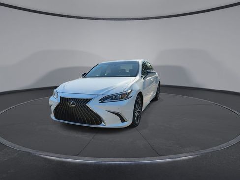 Used 2025 Lexus ES 350 w/ Premium Package FWD image 4