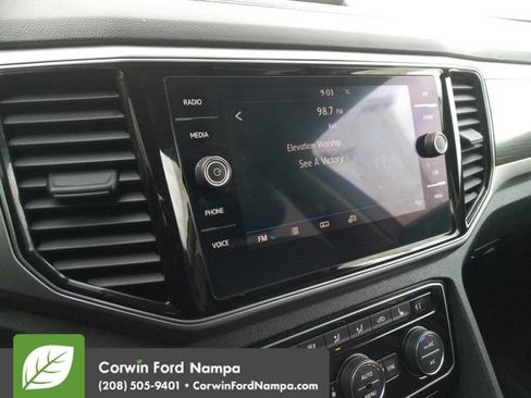 Used 2018 Volkswagen Atlas SEL image 16