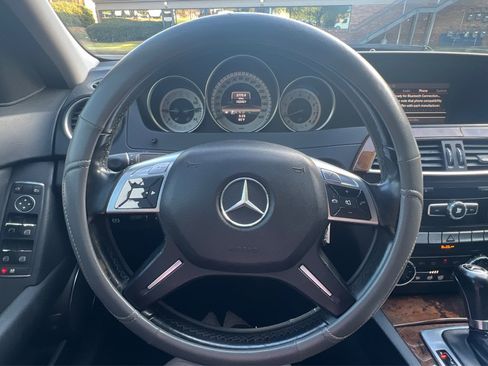 Used 2013 Mercedes-Benz C 250 Sedan image 33