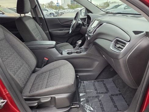 Certified 2024 Chevrolet Equinox LT image 16
