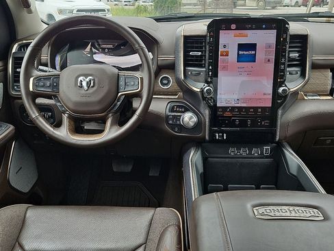 Used 2025 RAM 1500 Limited AWD/4WD image 20