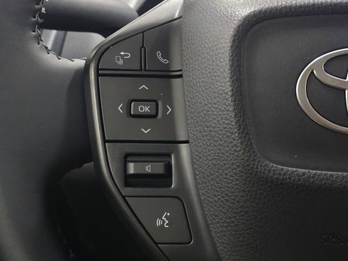 New 2026 Toyota Prius LE image 31