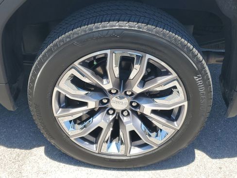 Used 2023 GMC Sierra 1500 Denali w/ Denali Reserve Package AWD/4WD image 5