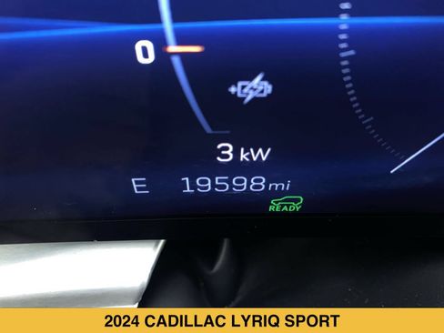 Certified 2024 Cadillac Lyriq Sport AWD/4WD image 4